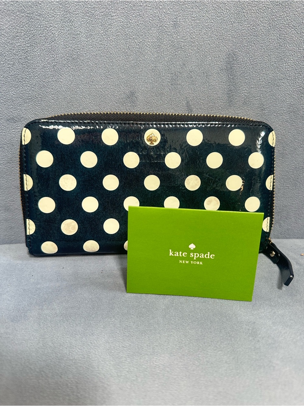 NEW Kate Spade New York Blue/White Polka Dot Lacy Zip-Around Walle